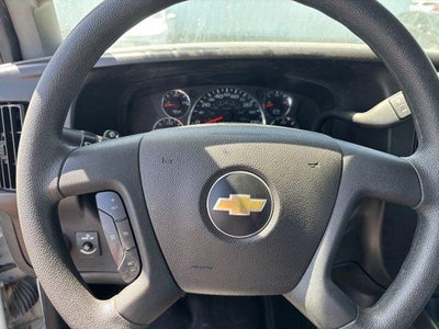 2024 Chevrolet Express Passenger 2500 1LS