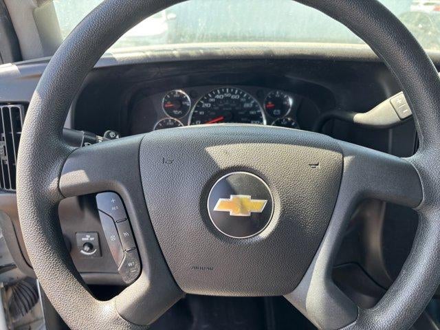 2024 Chevrolet Express Passenger 2500 1LS