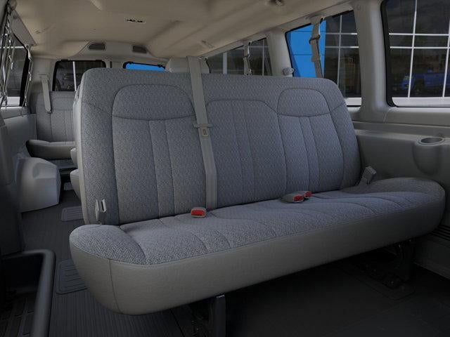 2025 Chevrolet Express Passenger 3500 1LS