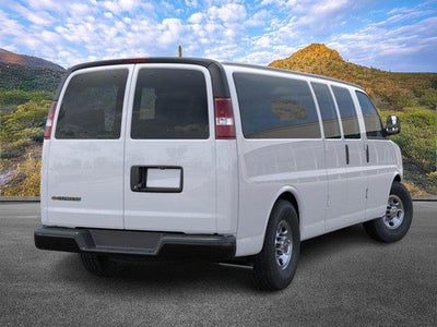 2025 Chevrolet Express Passenger 3500 1LS