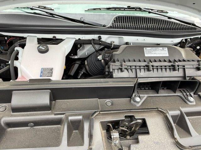 2025 Chevrolet Express Cutaway 3500 Base