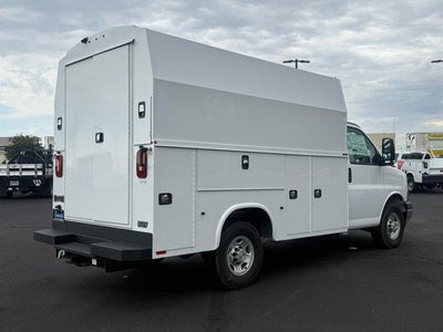 2025 Chevrolet Express Cutaway 3500 Base