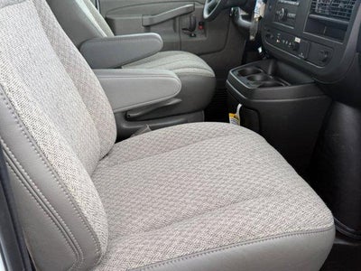 2025 Chevrolet Express Cutaway 3500 Base