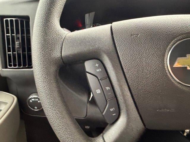 2025 Chevrolet Express Cutaway 3500 Base