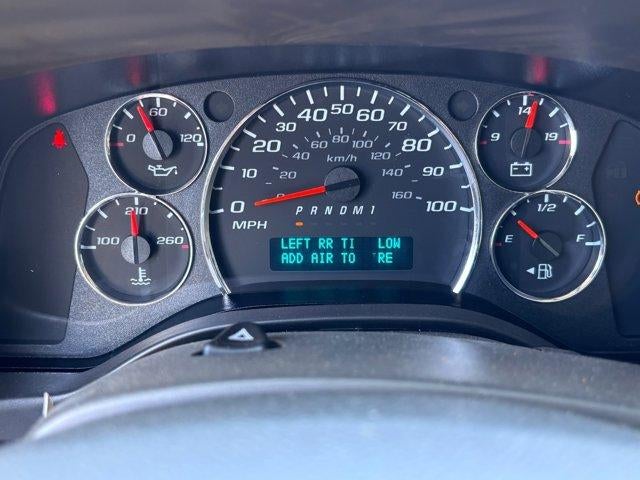 2025 Chevrolet Express Cutaway 3500 Base