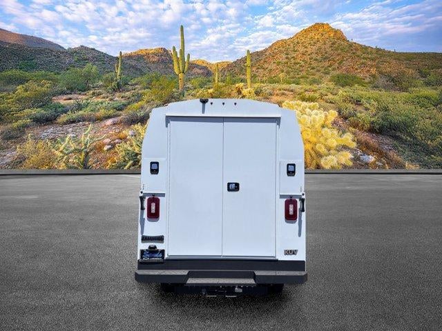 2025 Chevrolet Express Cutaway 3500 Base