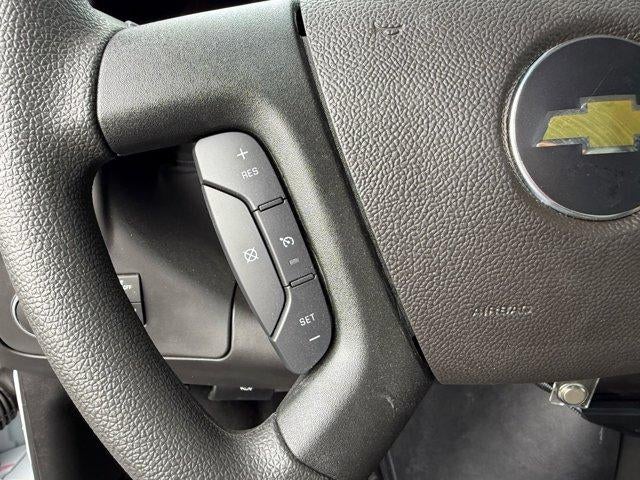 2025 Chevrolet Express Cutaway 3500 Base