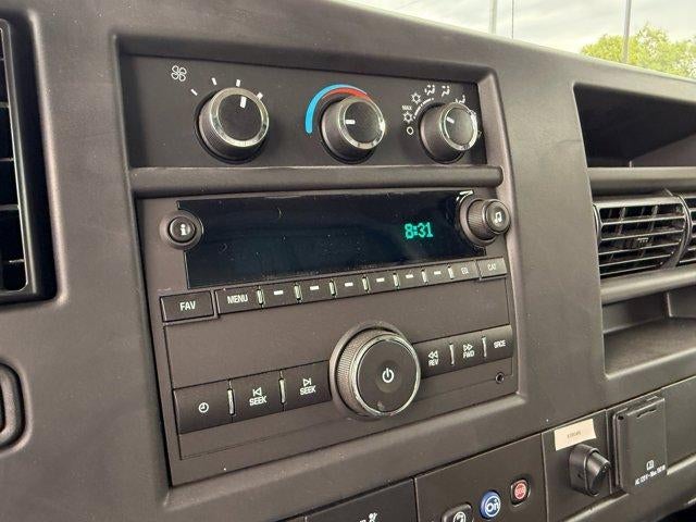 2025 Chevrolet Express Cutaway 3500 Base