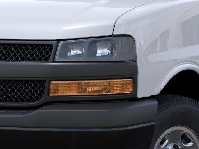 2025 Chevrolet Express Cutaway 3500 Base