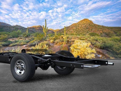 2025 Chevrolet Express Cutaway 3500 Base