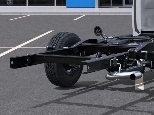 2025 Chevrolet Express Cutaway 3500 Base