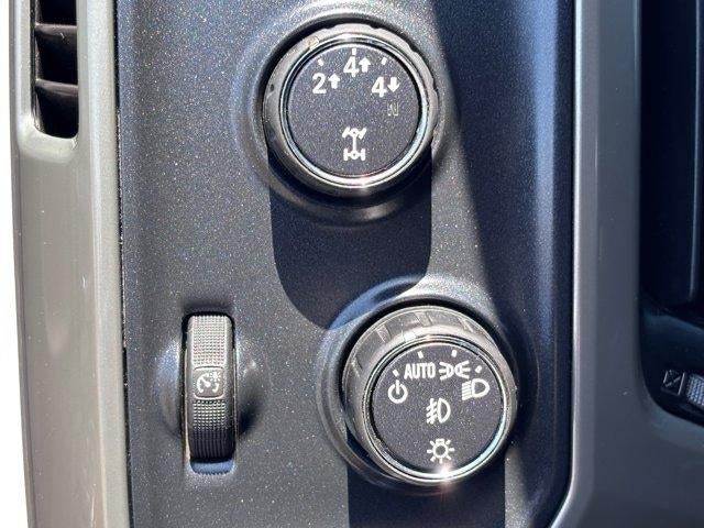 2016 Chevrolet Silverado 3500 HD High Country