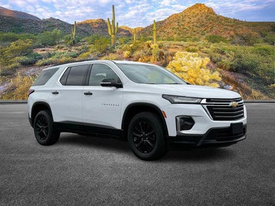 2023 Chevrolet Traverse LT Cloth