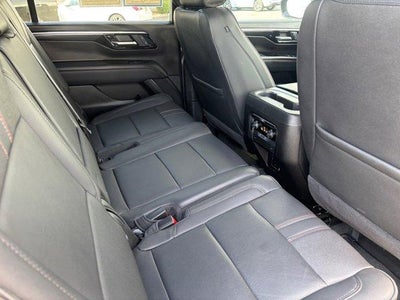 2025 Chevrolet Suburban RST