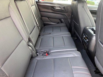 2025 Chevrolet Suburban RST