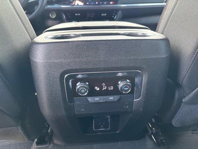 2025 Chevrolet Suburban RST