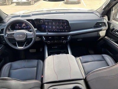 2025 Chevrolet Suburban RST