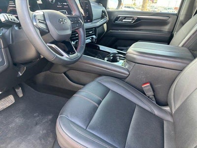 2025 Chevrolet Suburban RST