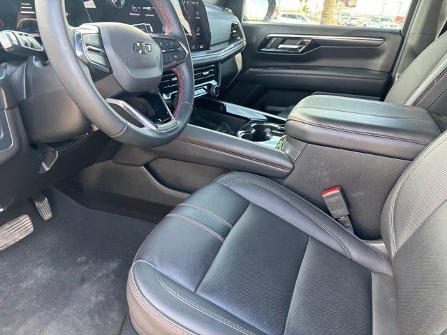 2025 Chevrolet Suburban RST