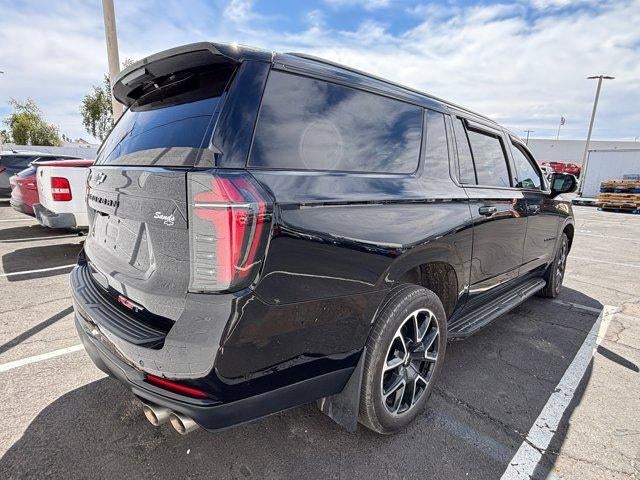 2025 Chevrolet Suburban RST