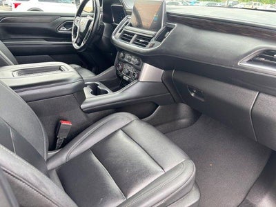 2023 Chevrolet Suburban LT