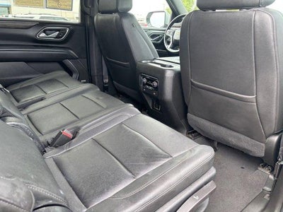 2023 Chevrolet Suburban LT