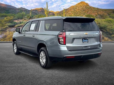 2023 Chevrolet Suburban LT