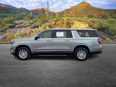 2023 Chevrolet Suburban LT
