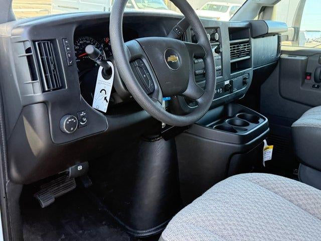 2025 Chevrolet Express Cutaway 3500 Base