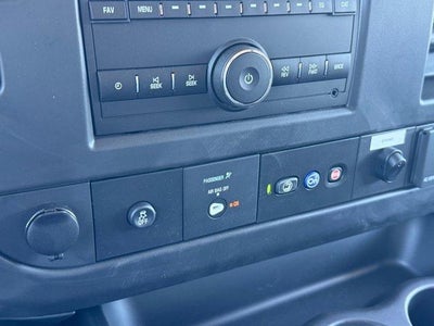 2025 Chevrolet Express Cutaway 3500 Base