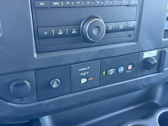 2025 Chevrolet Express Cutaway 3500 Base