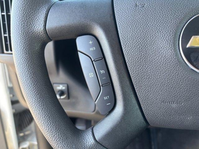 2025 Chevrolet Express Cutaway 3500 Base