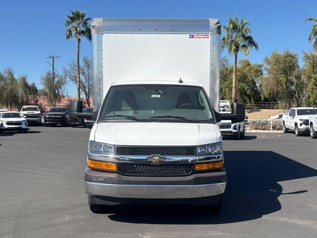 2025 Chevrolet Express Cutaway 3500 Base