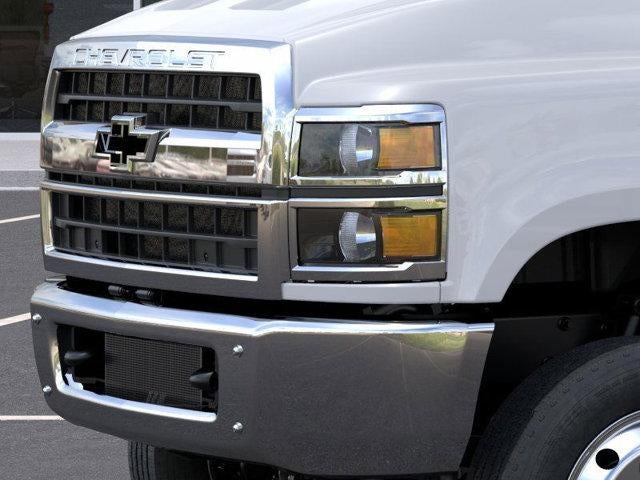 2025 Chevrolet Silverado 6500 HD Work Truck