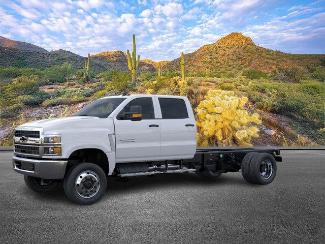 2025 Chevrolet Silverado 6500 HD Work Truck