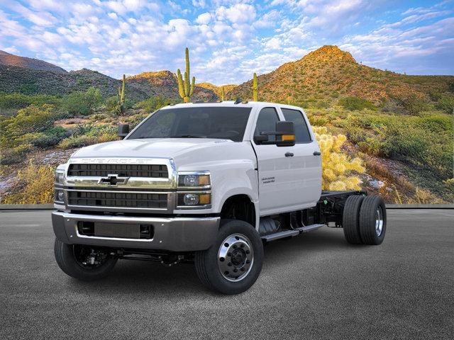 2025 Chevrolet Silverado 6500 HD Work Truck