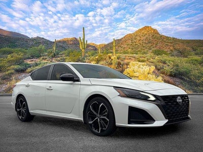 2023 Nissan Altima 2.5 SR