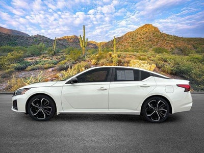 2023 Nissan Altima 2.5 SR