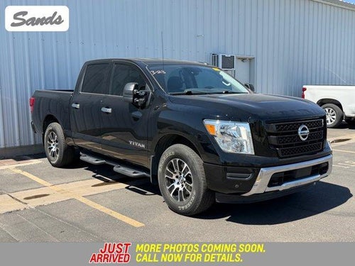2021 Nissan Titan SV
