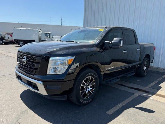 2021 Nissan Titan SV