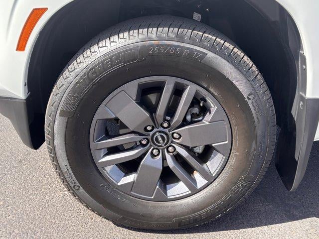 2025 Nissan Frontier SV