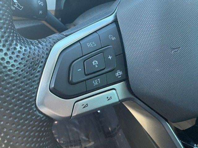 2021 Volkswagen Atlas 3.6L V6 SE w/Technology R-Line