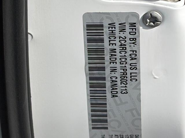 2023 Chrysler Voyager LX