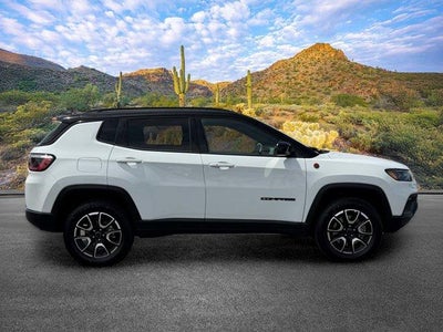 2025 Jeep Compass Trailhawk