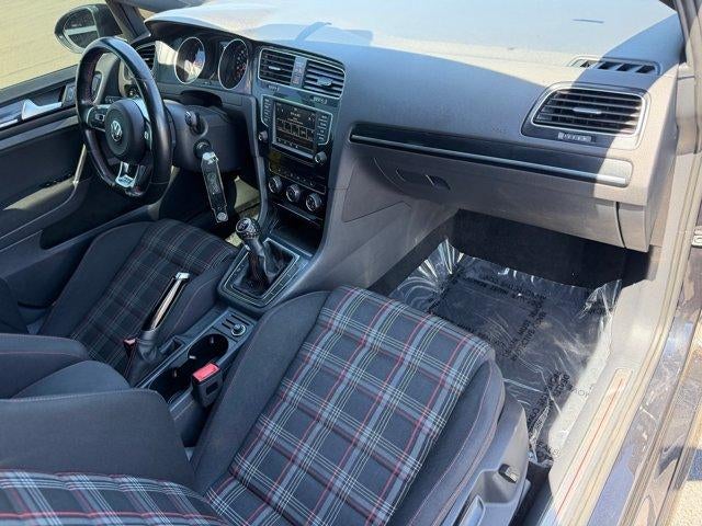 2017 Volkswagen Golf GTI S