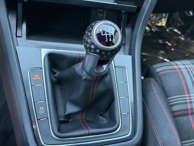 2017 Volkswagen Golf GTI S