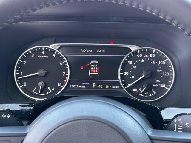 2024 Nissan Pathfinder SV