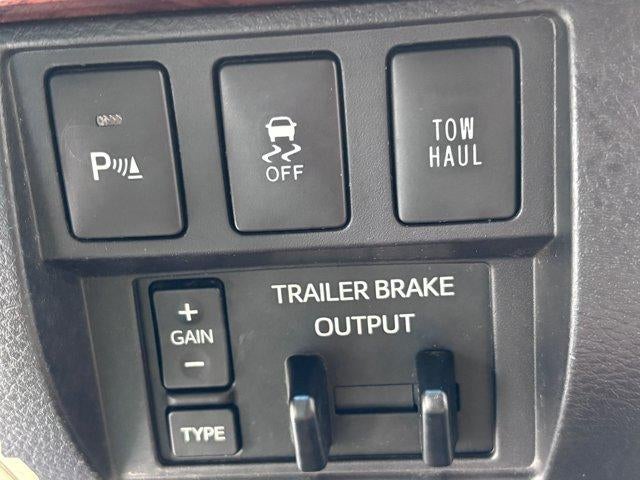 2016 Toyota Tundra 4WD Truck Platinum