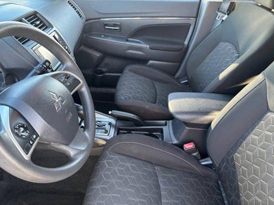 2024 Mitsubishi Outlander Sport S