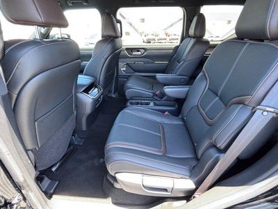 2025 Nissan Armada SL